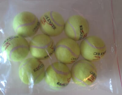 Min109 Tennisballer-gul-10-stk.jpg